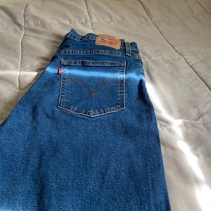 Levi’s wedgie jeans
